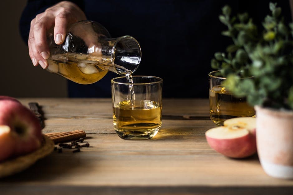 Forfriskende epleciderpunch med brandy