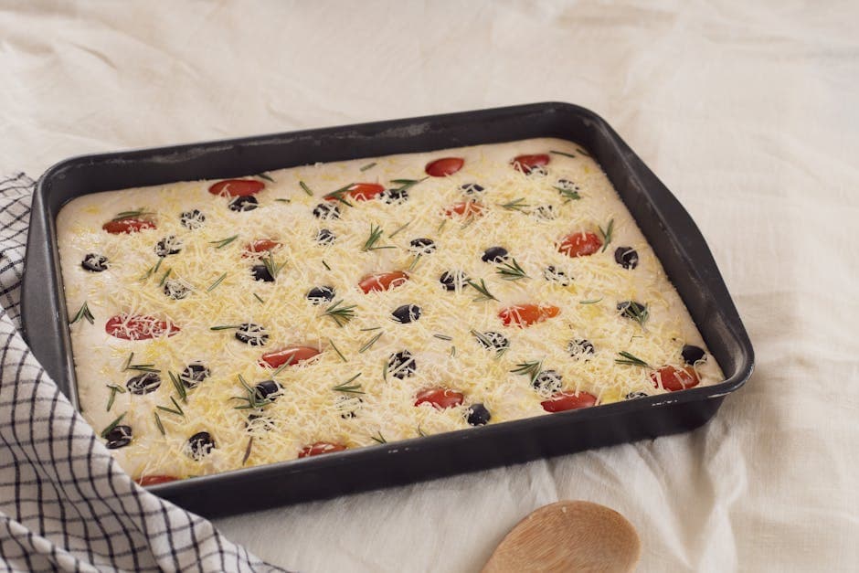 Focaccia med oliven og rosmarin