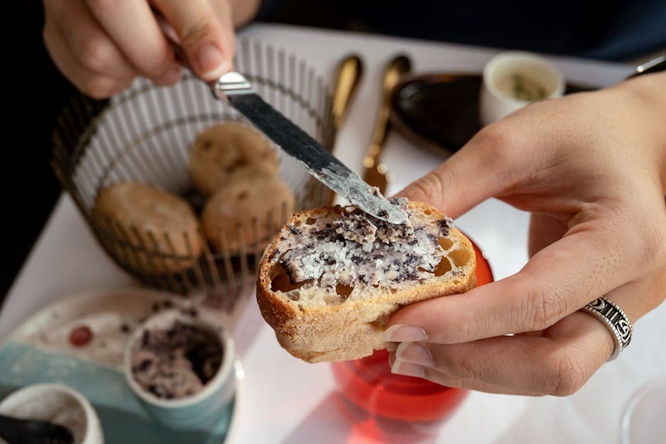 Sprø krutonger med hjemmelaget tapenade