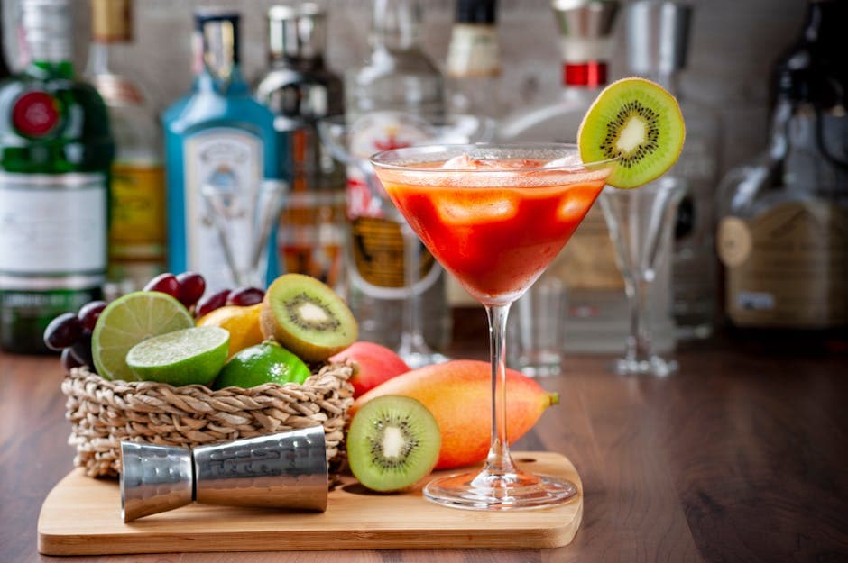 Sommerlig fruktsirup-cocktail