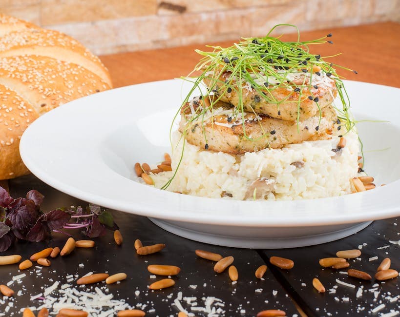 Saltet kalkunbryst med lønnesirup- og Worcestershire-saus og frukt- og nøtterisotto