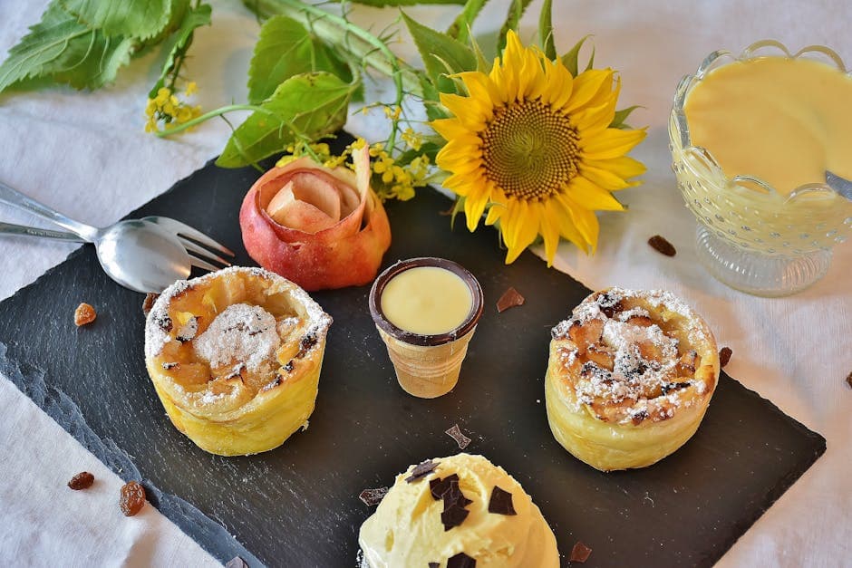 Filokroner med karamelliserte epler og kanelkrem