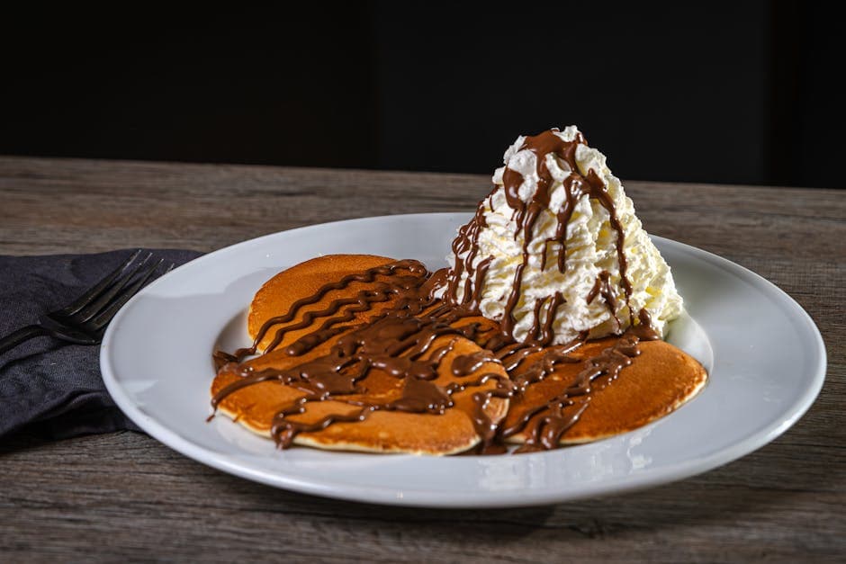 Churro-pannekaker med meksikansk sjokoladesaus