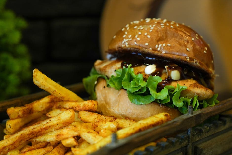 Fylte portobelloburgere med grillede sitroner og hvitløksaioli