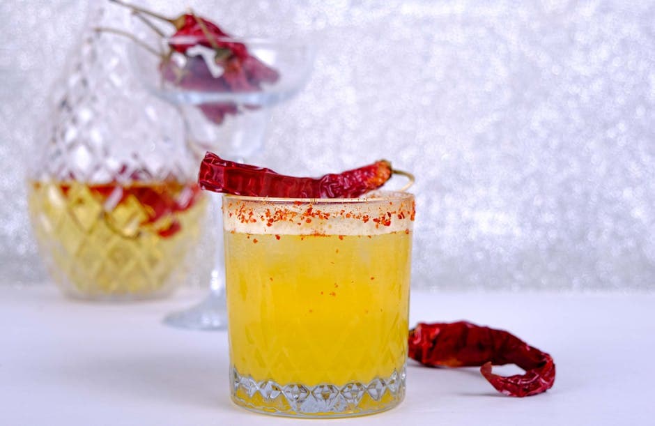 Champagne Kir med bringebær og chili