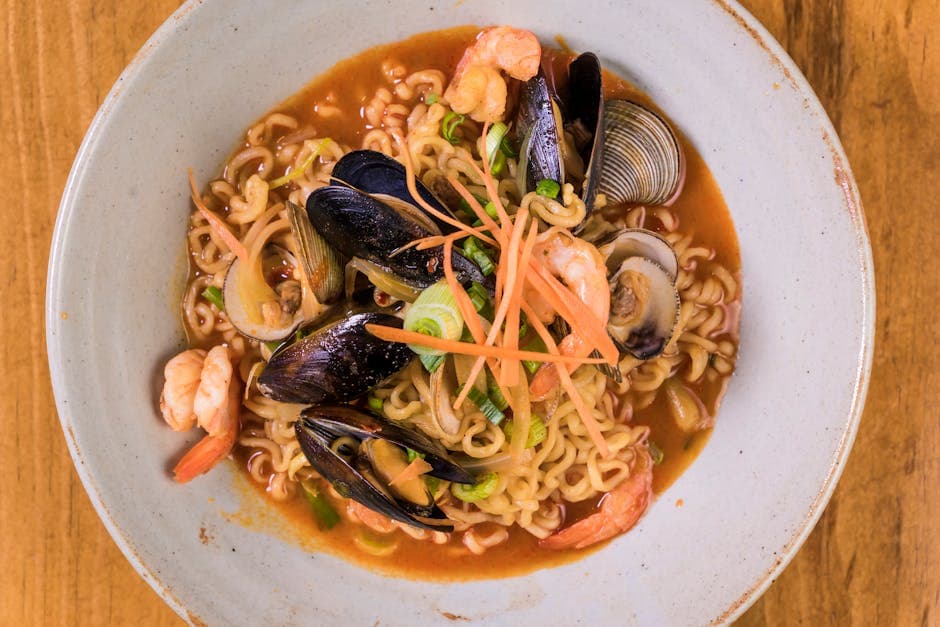 Thai nudelskål med reker og blåskjell