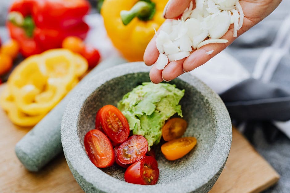 Klassisk guacamole med tomatsalat