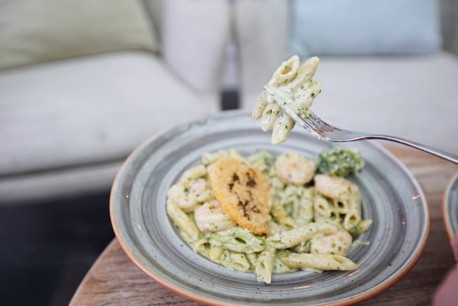 Stekt kylling og brokkoli med penne