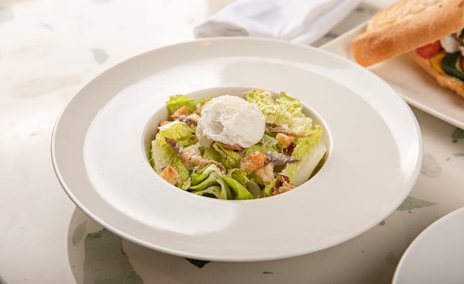 Escarolesalat med ansjosdressing