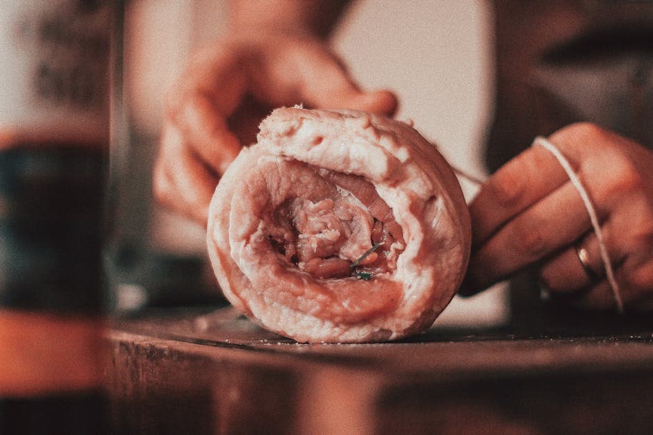 Svinekjøttruller med pommes frites og chilimajones