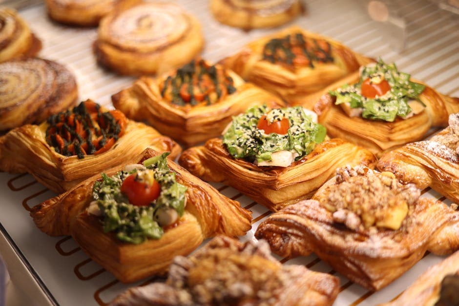 Dansk wienerbrød med geitost og pærefyll