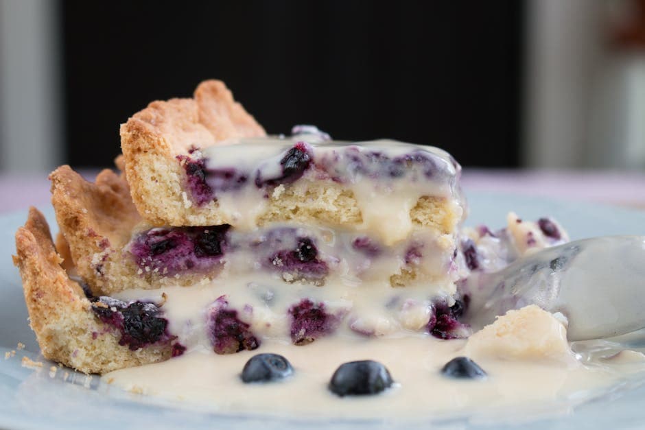 Frisk blåbær- og sitronmoussetærte