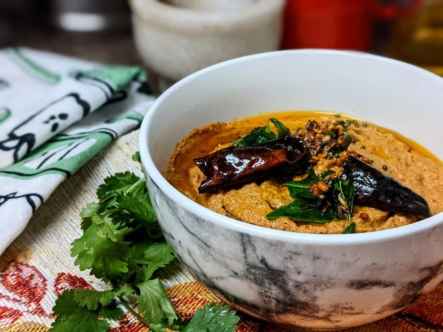 Indisk løk- og tomatchutney