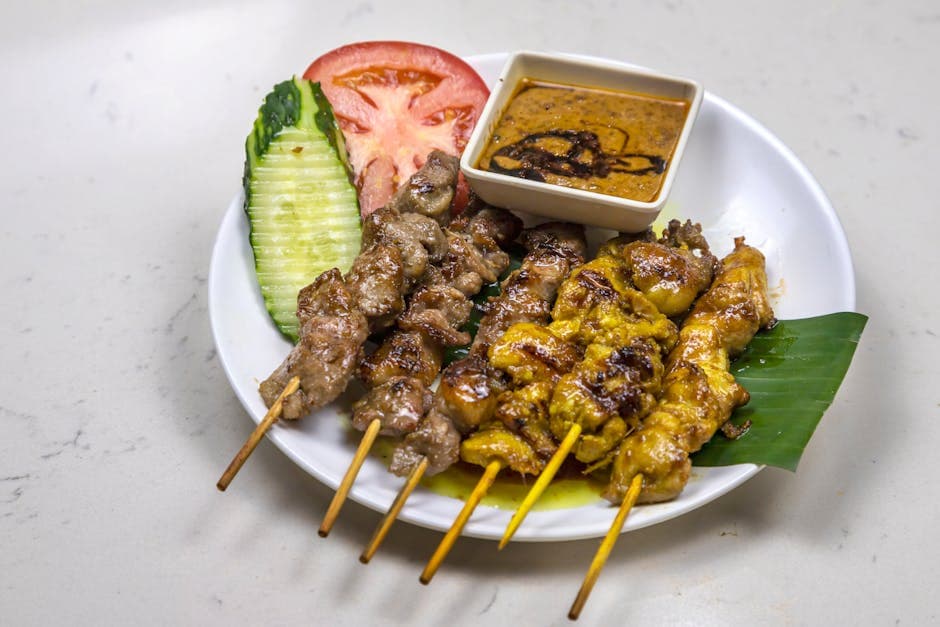 Malaysisk kyllingsatay med peanøttsaus