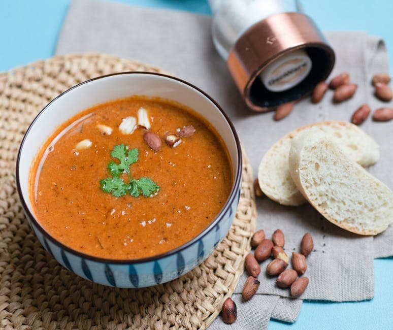 Kremet geitesuppe med peanøttsmør