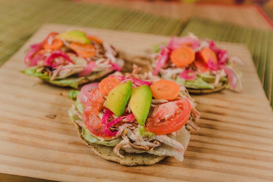 Spiralisert agurk- og jicamasalat med avocado