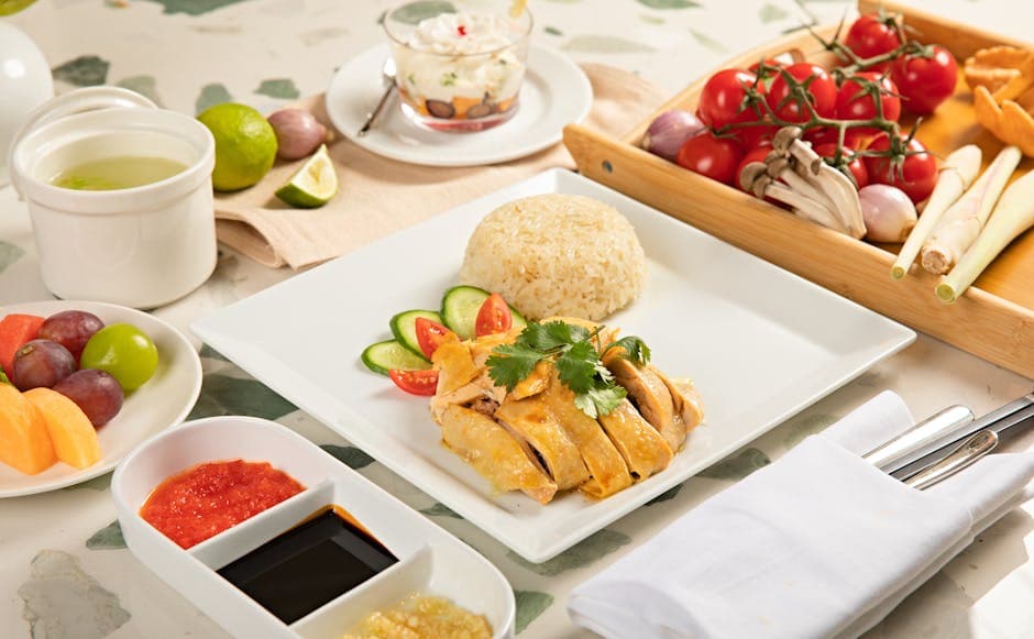 Hainanese kyllingris med ingefær- og chilidipp