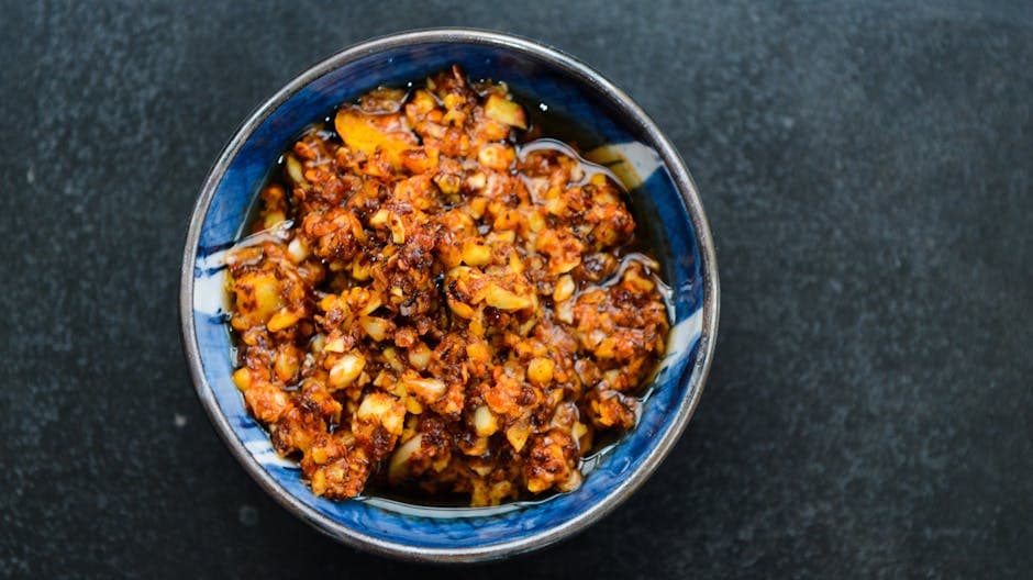 Krydret hvitløksaioli med grillet chili