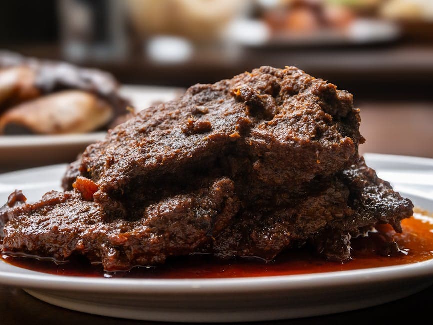 Klassisk indonesisk oksekjøtt rendang