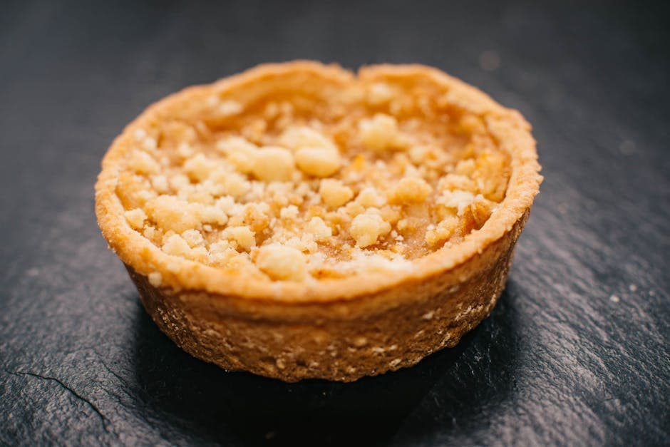 Høstpærecrumble med kandisert ingefær