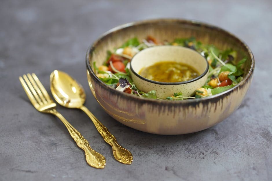 Vårsalat med vannkresse og varm vinaigrette
