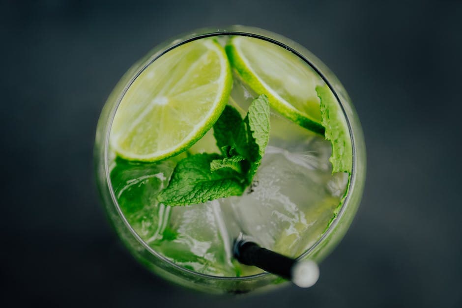 Sørsiden cocktail med gin og mynte