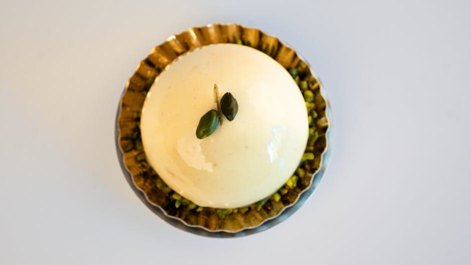 Mascarponekrem med appelsin og pistasj