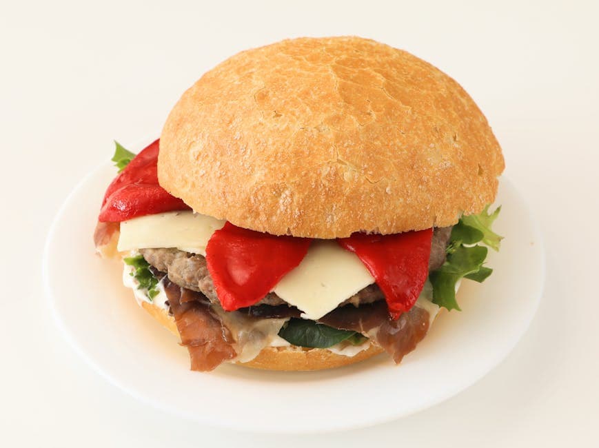 Kalkunburgere med geitost og ovnsbakt paprikasalsa