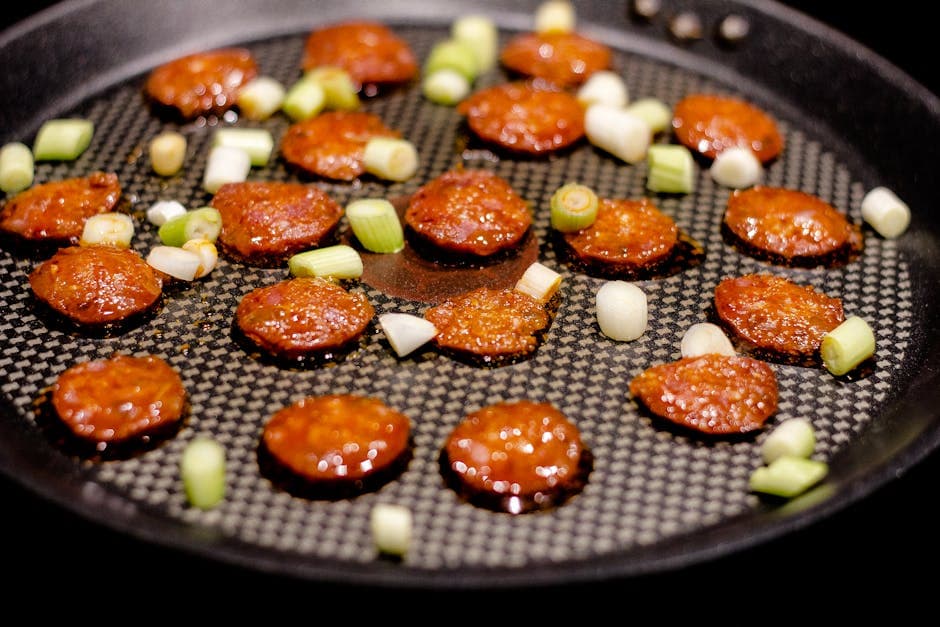 Frokoststrata med grønn chili og chorizo