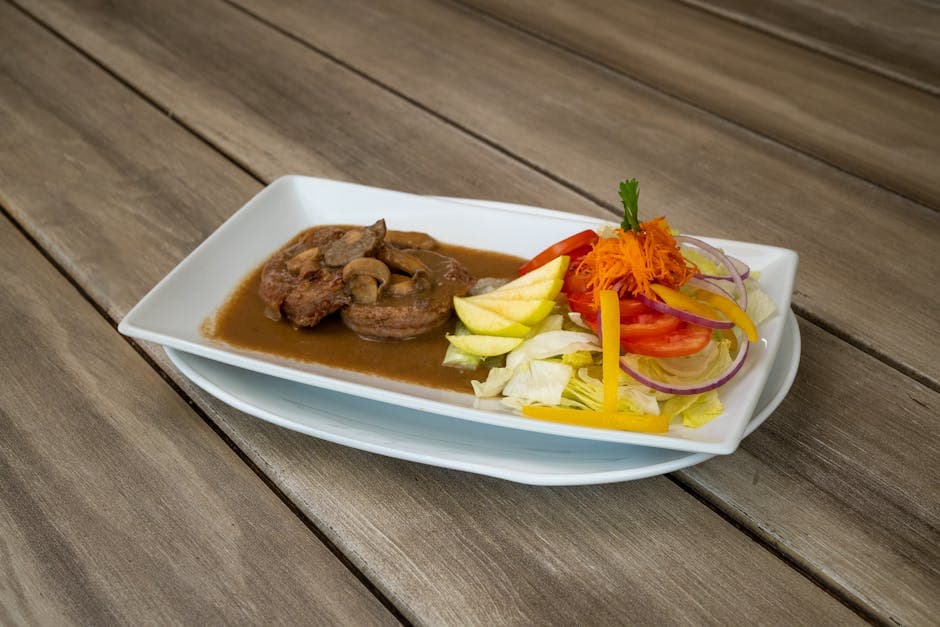 Skinkestek med eplecider- og rosinsaus