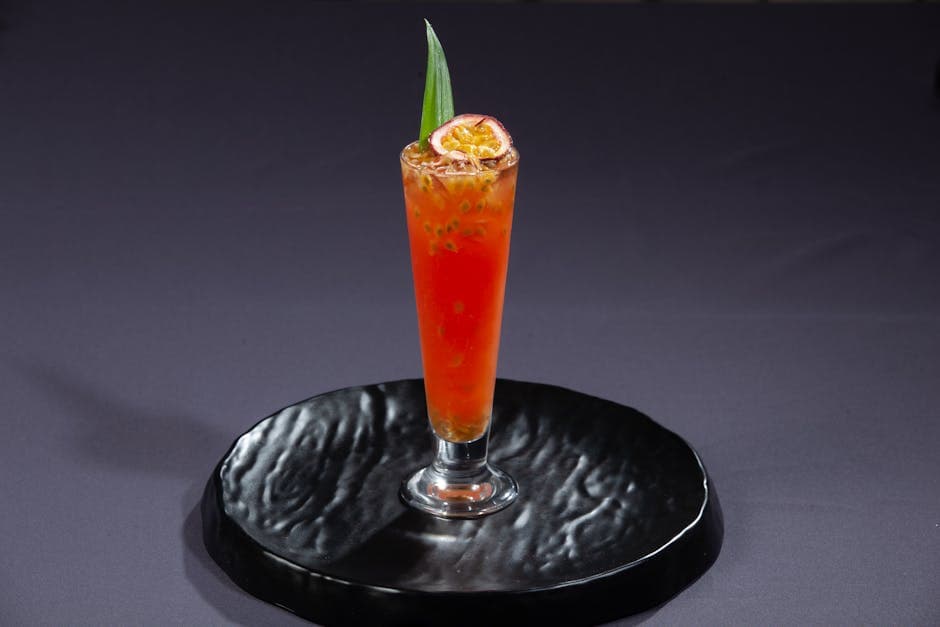 Tropisk fruktgranita med rom og lime