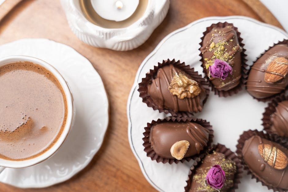 Sjokoladekopper med kaffe og sikori