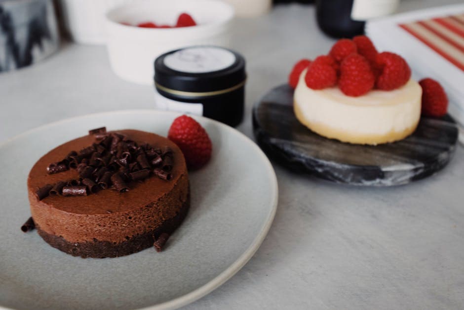 Sjokolade- og appelsincheesecakes i miniform