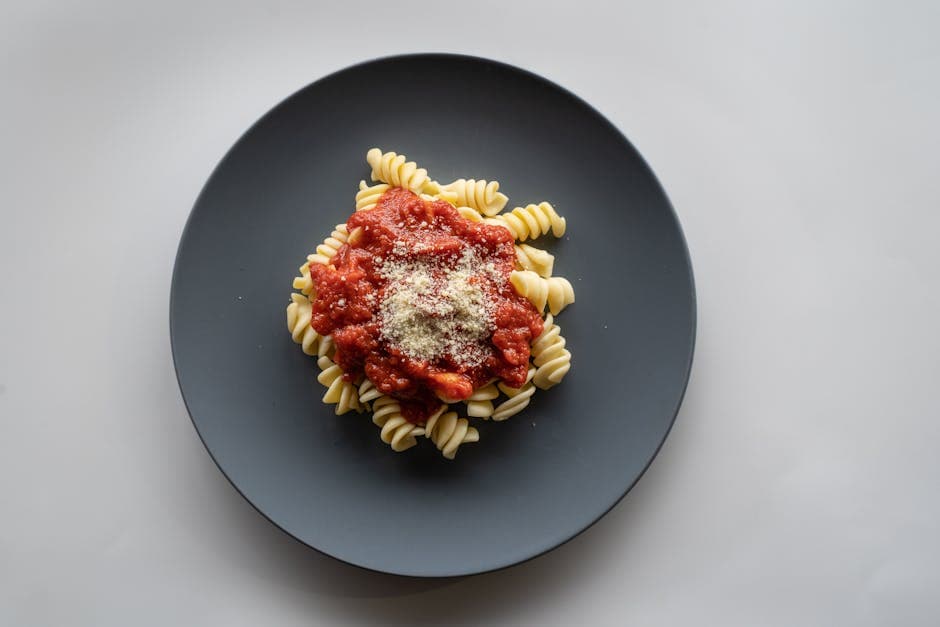 Vaktelsaus med hvitvin og tomat til fersk pasta