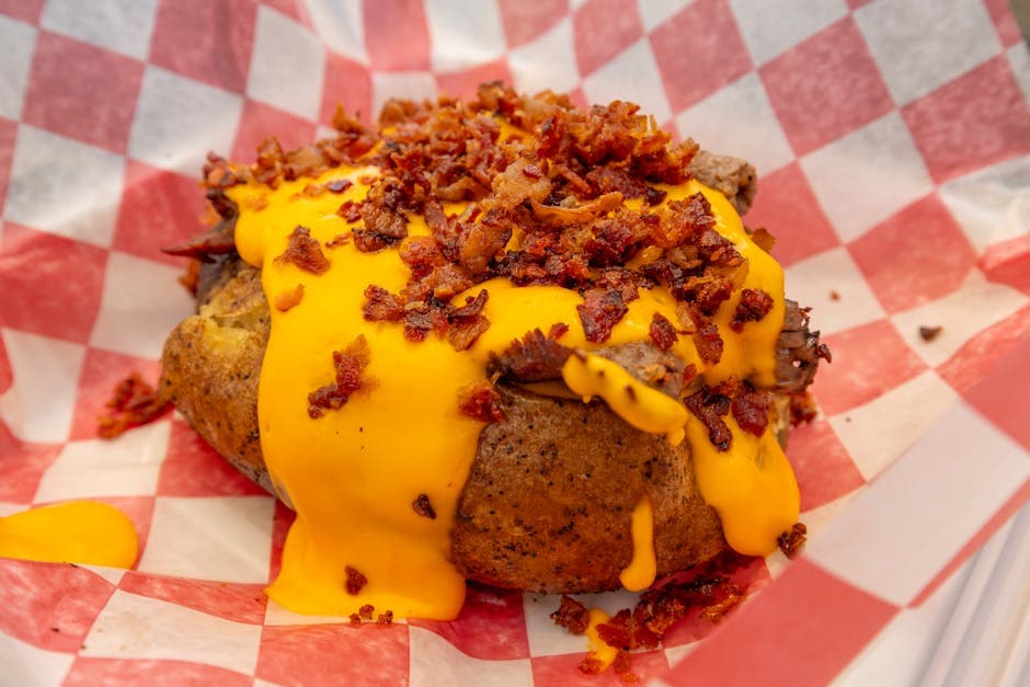 Ovnsbakte poteter med poblano-chili og parmesan