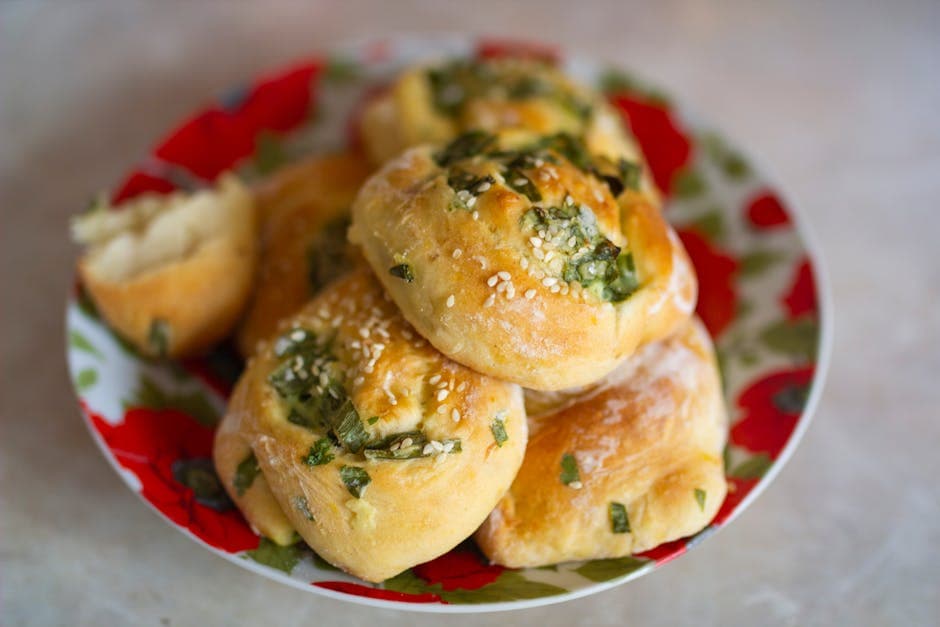 Cheddar- og vårløkboller