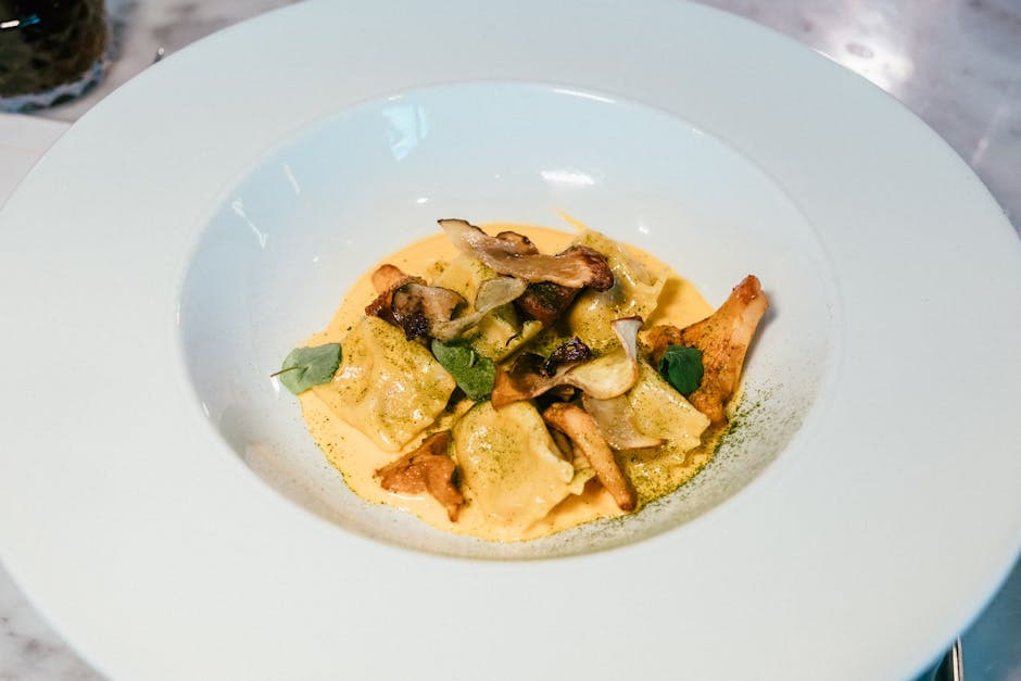 Ravioli med villsopp, fonduta og aspargessmør