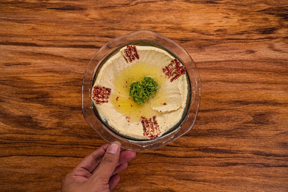 Klassisk hummus med stekte kikerter og persilleolje