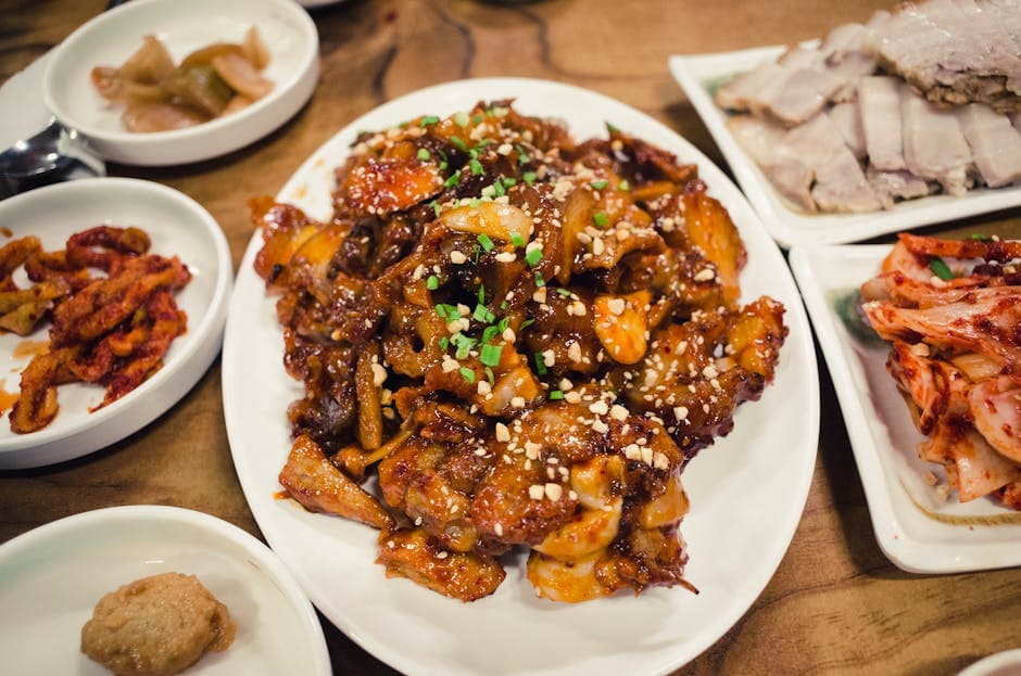 Kimchi- og svinefiletwok