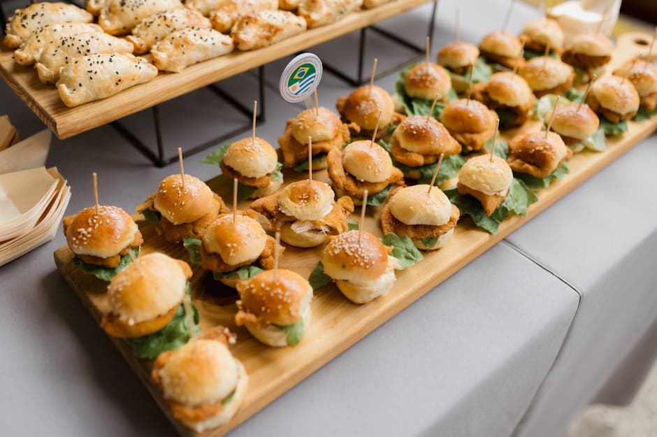 Kylling- og sjømatburgere med krydret pimento-majones