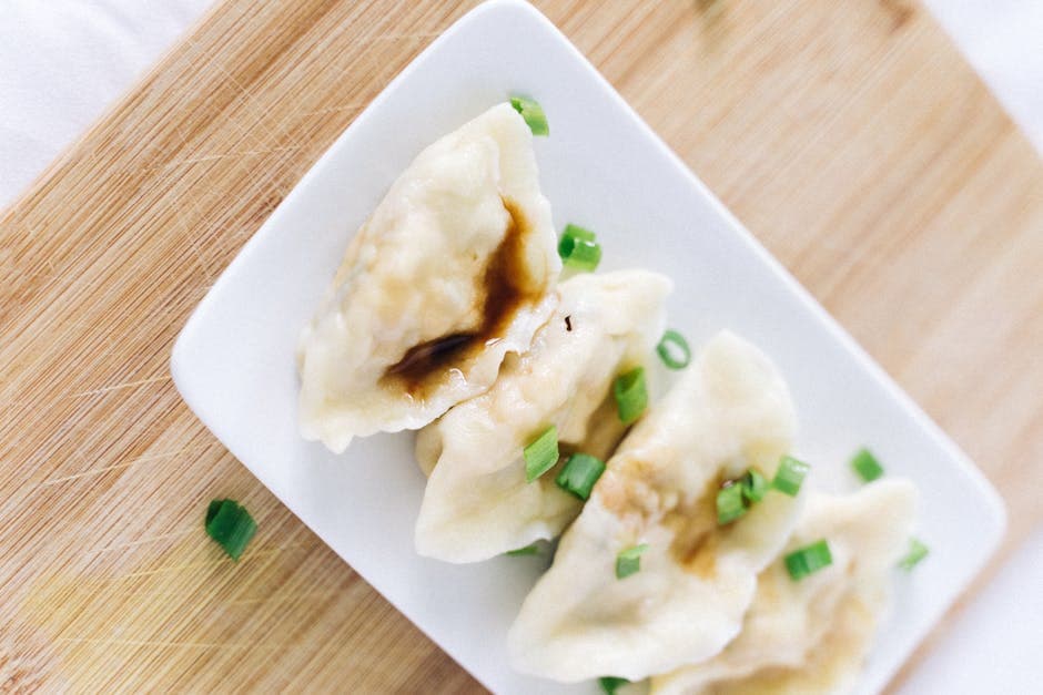 Vegetariske dumplings med tofu og grønnsaker
