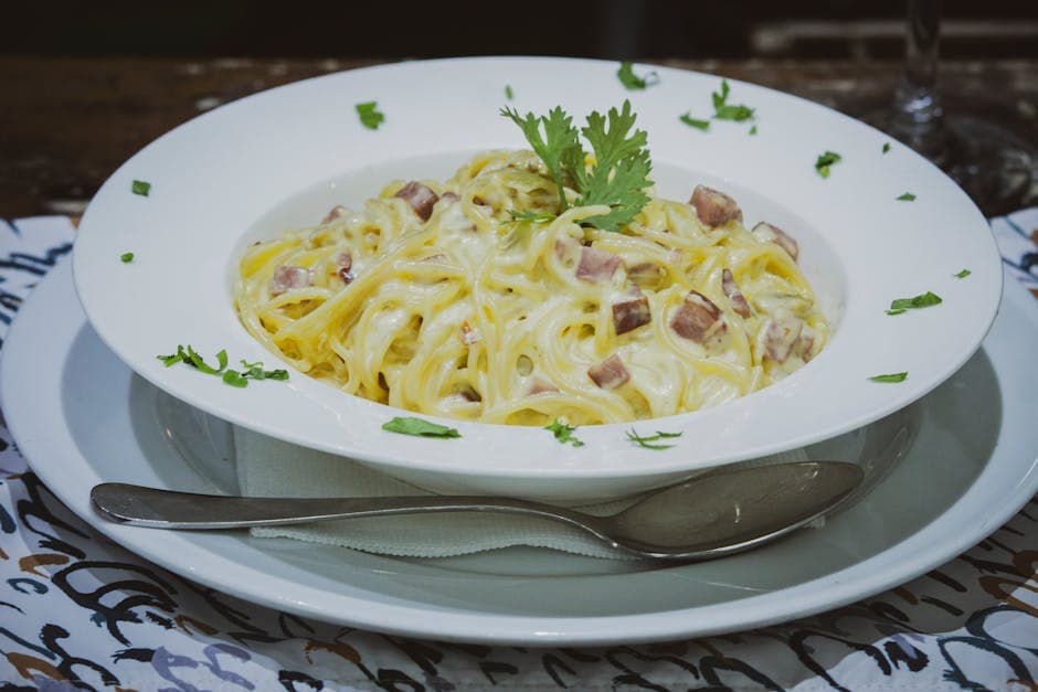 Kremet skinke tetrazzini med spaghetti