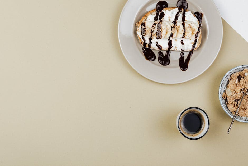 Sjokolade- og bananpudding med brød