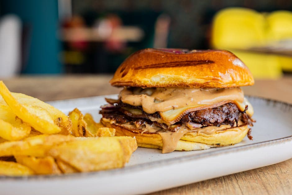 Franske løkburgere med smeltet ost