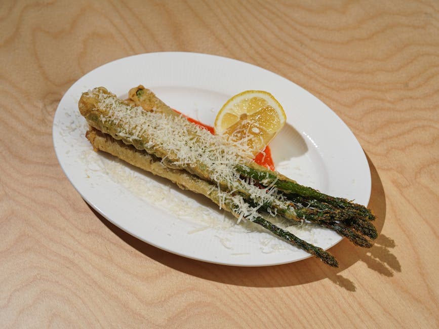 Pansoti med valnøtt, pancetta og asparges i parmesanbuljong