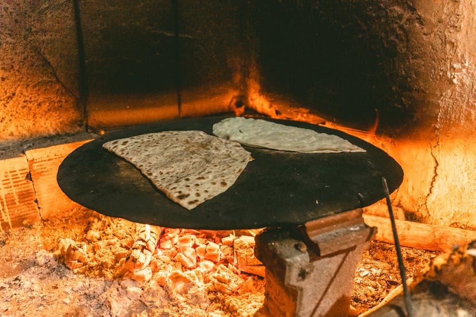 Flatbrød med druer, rosmarin og feta