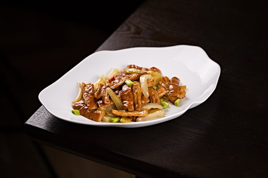 Svinefilet-stirfry med mandariner og chilisaus