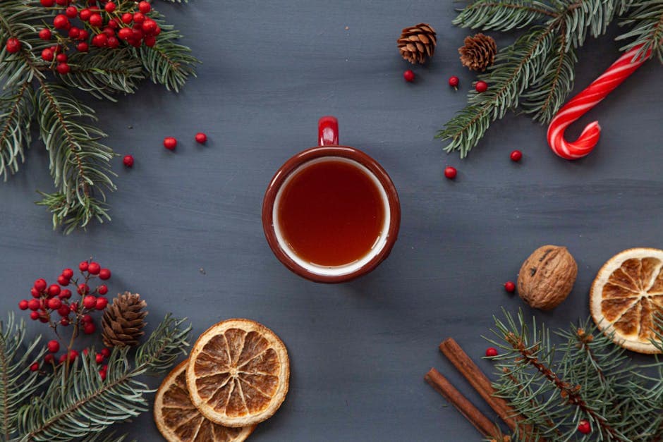 Varm ingefærte med kanel og pinjekjerner