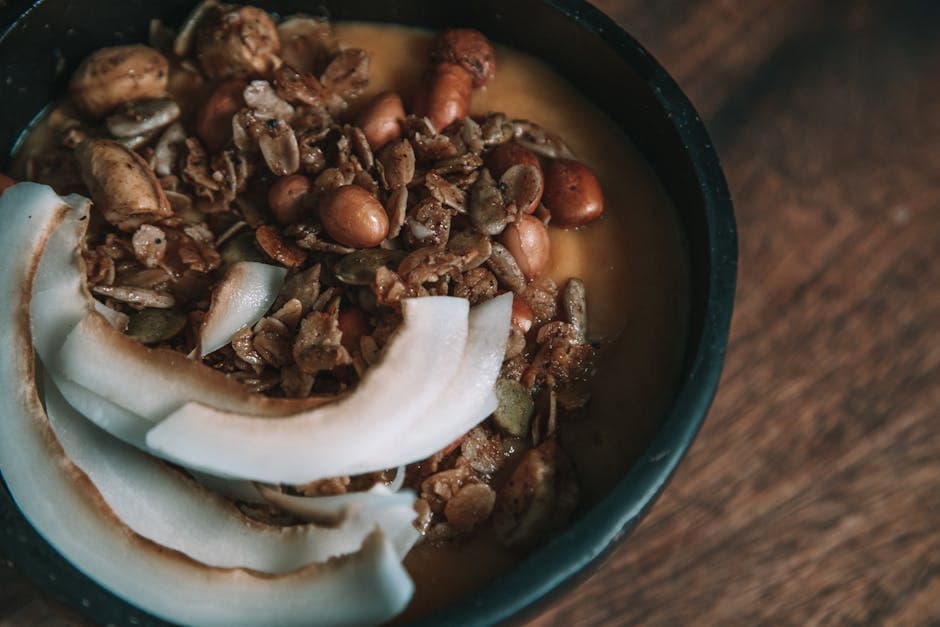 Chunky granola med daddel, kokos og mandel