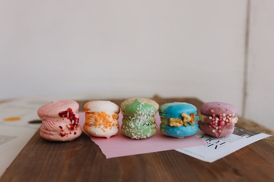 Makronsandwicher med kokos- og limeostekrem